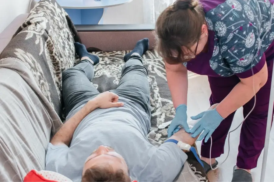 Срочный вывод из запоя в Лебедяни: быстро, недорого